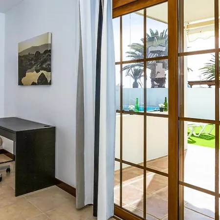 Sunset فيلة كوستا تاغيسي